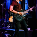 Aaron Clift Experiment one-2-one bar performance